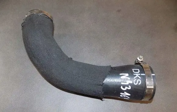 Audi A8 S8 D5 Engine coolant pipe/hose 4N0145737R