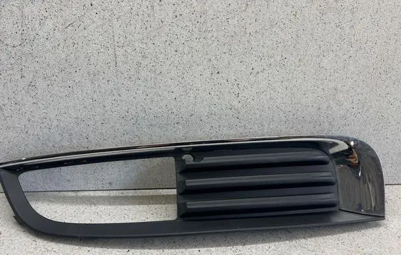 Opel Insignia A Front bumper lower grill 551004542 13238370