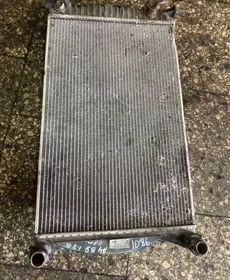 Audi A4 S4 B8 8K Coolant radiator 8E0121251L