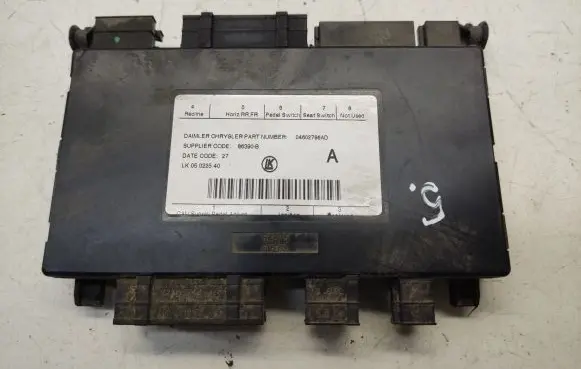 Chrysler 300 - 300C Seat control module 04602796AD
