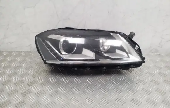 Volkswagen PASSAT B7 Headlight/headlamp 3AB941752