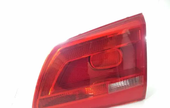 Volkswagen Touran II Tailgate rear/tail lights 1T0945094