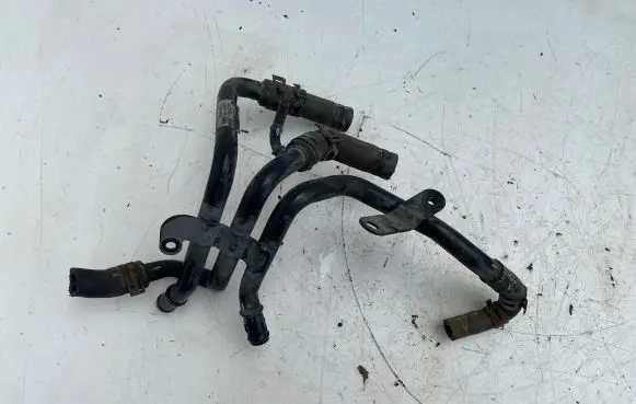Volkswagen Golf VII Engine coolant pipe/hose 04L121064G