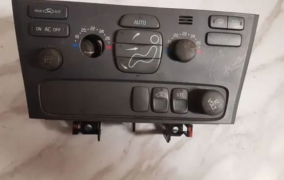 Volvo S60 Climate control unit 8691950 02W50E