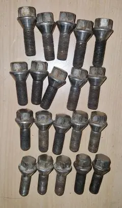 Volvo V70 Nuts/bolts 