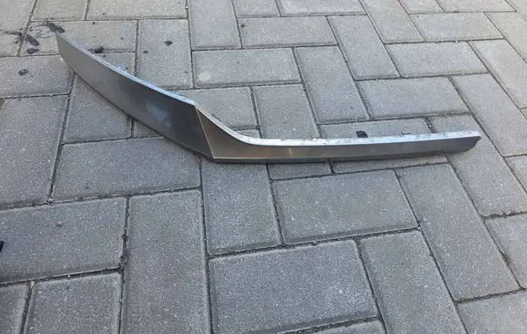 KIA Niro Front bumper splitter molding 86580AT100