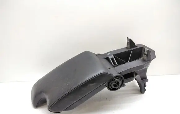 BMW 3 E46 Armrest 8213678 51168213678