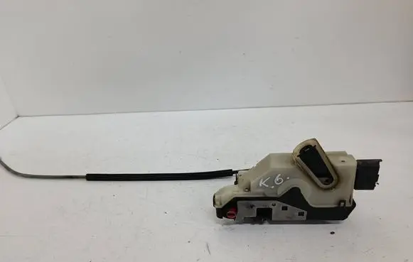 Citroen C4 II Rear door lock 9685351980