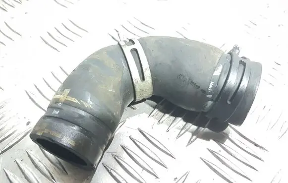 Ford Mondeo MK IV Engine coolant pipe/hose