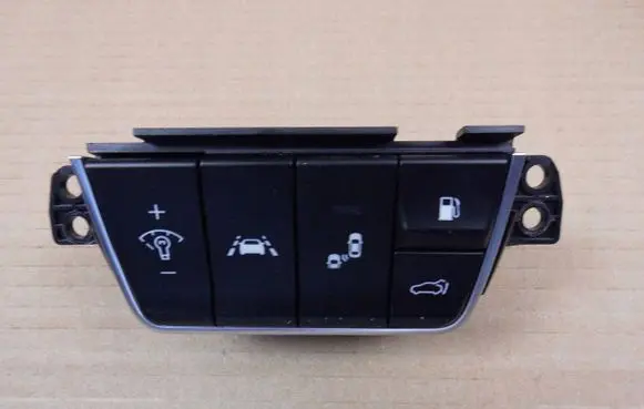 KIA Stinger Tailgate/boot open switch button 93700J5140