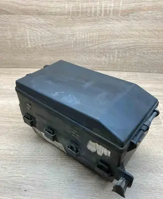 Ford Focus Fuse box set 98AG14A067CD 518261201 Used
