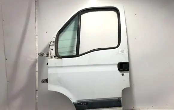 Renault Master II Front door 