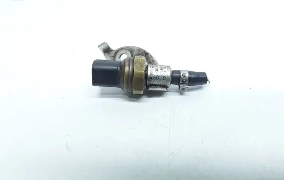 Mercedes-Benz E W212 Fuel pressure sensor A6510703981