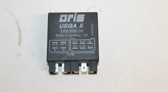 BMW 5 E39 Other control units/modules 03008900261