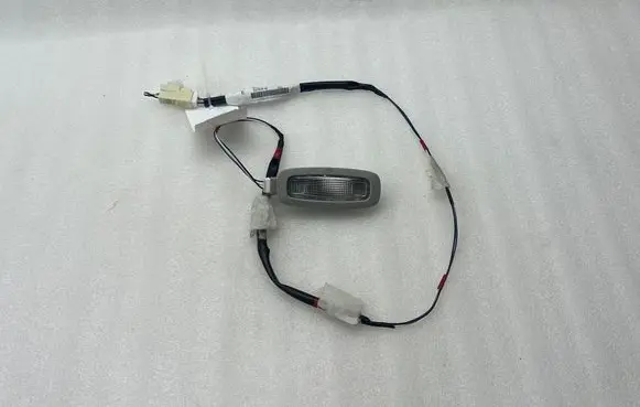 Suzuki Vitara (LY) Headlining lighting console trim 3621061M00 3682154P00