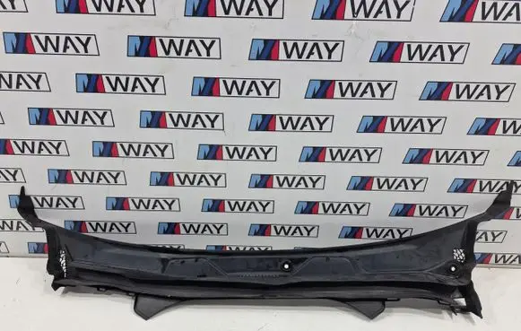 BMW 7 G11 G12 Radiator trim 7357237