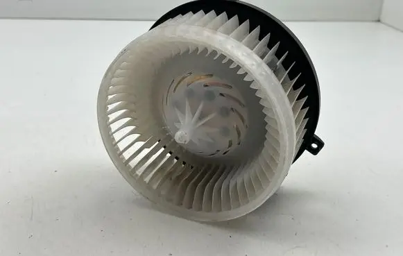 Chrysler Pacifica Heater fan/blower LB580001
