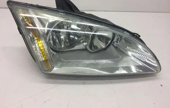 Ford Focus Headlight/headlamp VP4M5XI3K060AA 4M5113K060AA