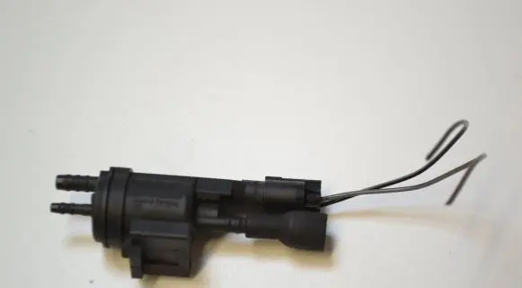 Mercedes-Benz Sprinter W906 Turbo solenoid valve A0025401497