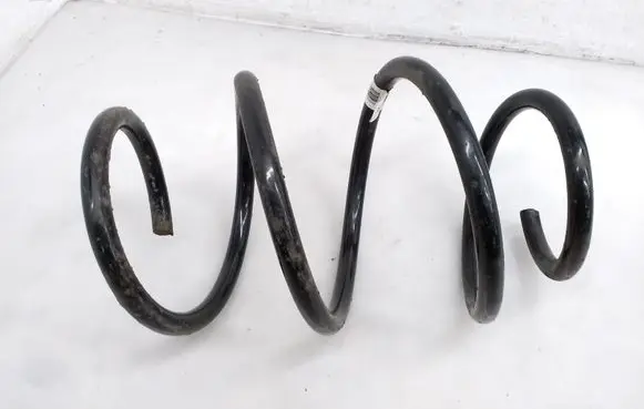 Mercedes-Benz A W176 Front coil spring 