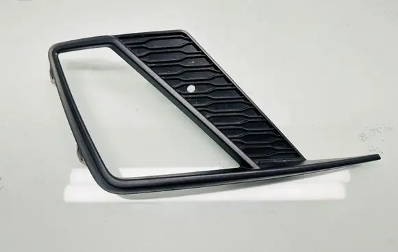 Seat Ibiza V (KJ) Front bumper lower grill 6F0853665A