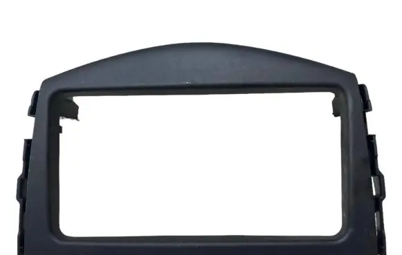 Radio/GPS head unit trim
