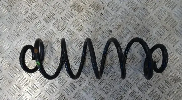 Toyota C-HR I Rear coil spring