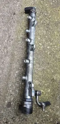BMW X3 E83 Fuel main line pipe 0445214030
