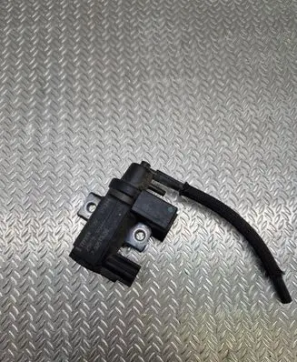 Toyota Avensis T250 Vacuum valve 258190R011 07T246 70051308