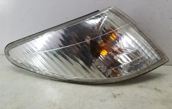 Mazda Premacy Front indicator light
