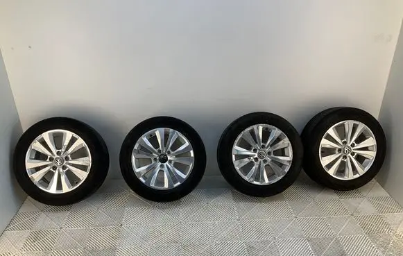 Volkswagen Golf VII R16 alloy rim 5G0601025M