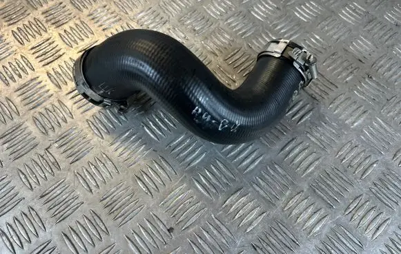 Intercooler hose/pipe