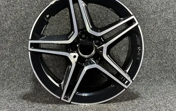 Mercedes-Benz CLA C118 X118 R18 alloy rim A1774011500
