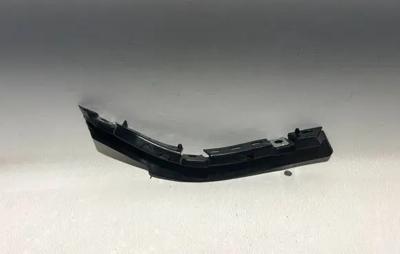 Mercedes-Benz Vito Viano W447 Front bumper mounting bracket A4478850421
