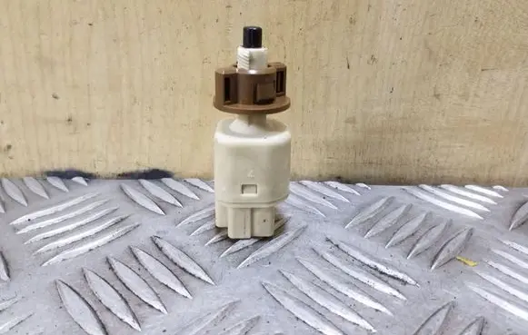 Toyota Auris E180 Brake pedal sensor switch