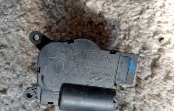Fiat Punto (188) Air flap motor/actuator A21000700