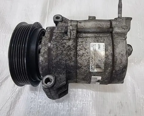Opel Antara Air conditioning (A/C) compressor (pump) 95487907