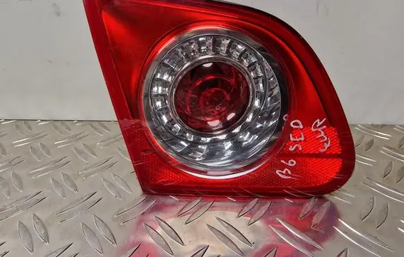 Volkswagen PASSAT B6 Tailgate rear/tail lights 3C5945093E