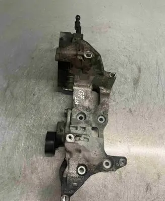 Volkswagen Golf VII Generator/alternator bracket 35251
