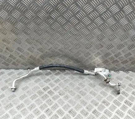 Isuzu D-Max Air conditioning (A/C) pipe/hose 8975435882
