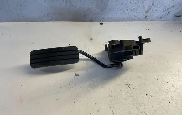 Renault Megane IV Accelerator throttle pedal 8200153270 D0092