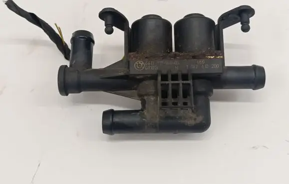 BMW 5 GT F07 Coolant heater control valve 9119164