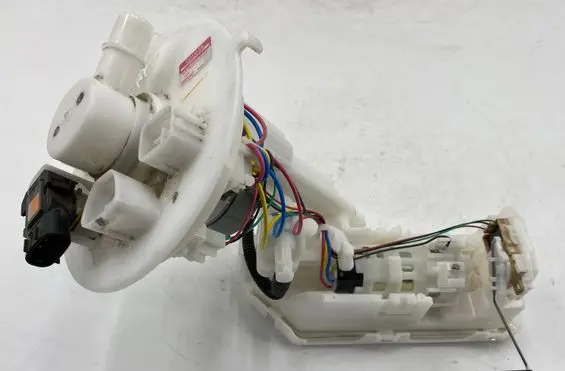 Toyota Sienna XL40 IV In-tank fuel pump 7702008091