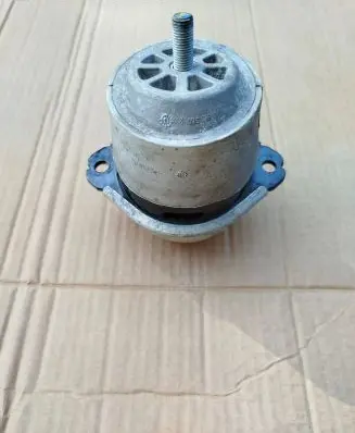 Audi Q7 4L Engine mount vacuum valve 7L8199131B