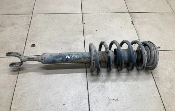 Volkswagen PASSAT B5 Front shock absorber with coil spring