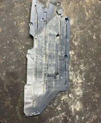 Renault Laguna III Center/middle under tray cover 555270001R