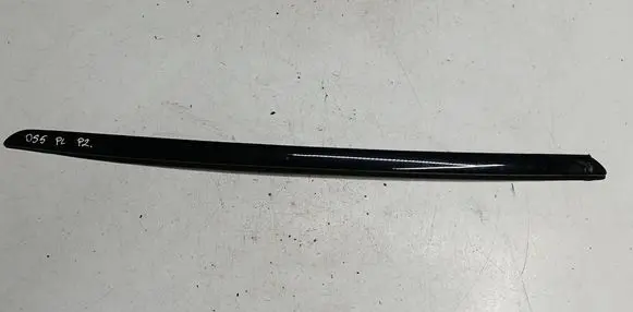 Windshield trim