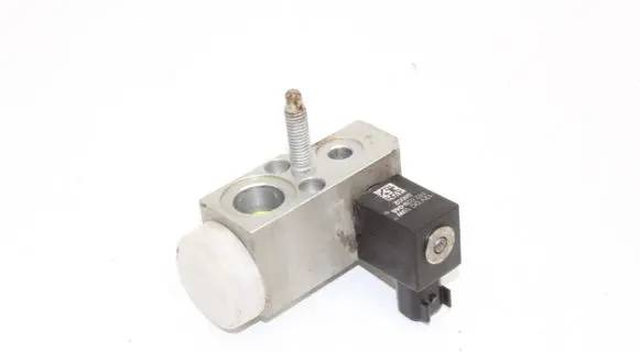Ford Kuga III Air conditioning (A/C) expansion valve HL150G2RBB04