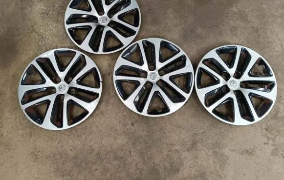 Opel Insignia B R17 wheel hub/cap/trim 