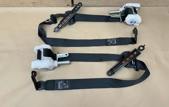 Lexus RX 450H Front seatbelt 7X1760P 7X2760P